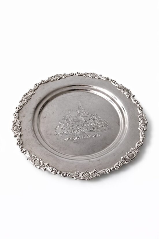 Paplāte ar  Nidarosas katedrāli